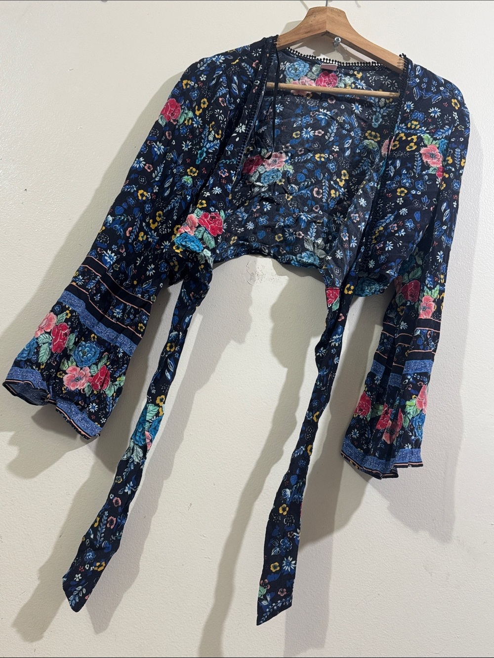 Ale by Alessandra Women's Navy Floral Tie-Front Crop Top with Bell Sleeves